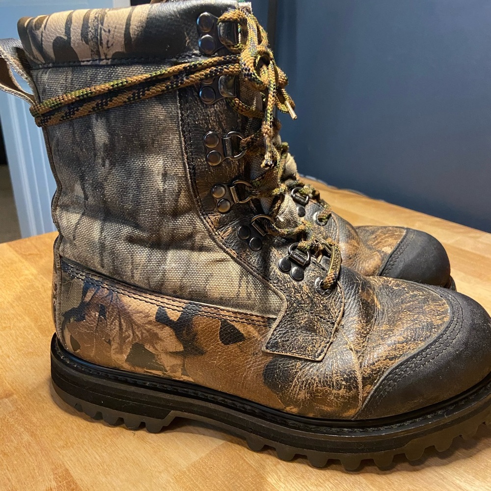 Men’s Cabela’s Camo hunting boots